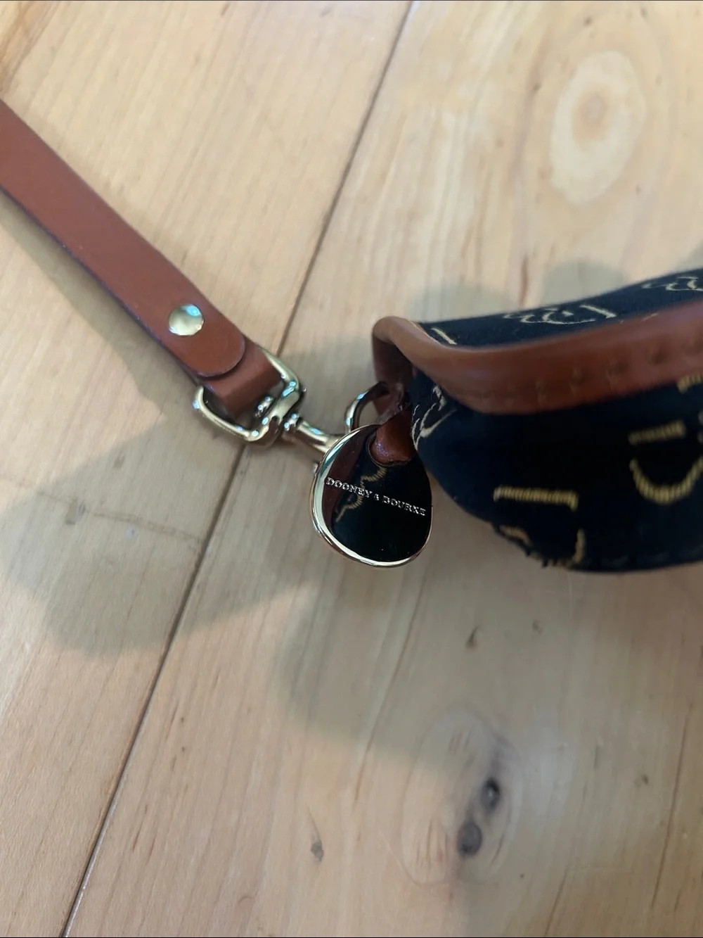 Dooney & Bourke small pouch